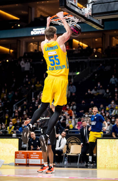 之间展开了 之间展开了